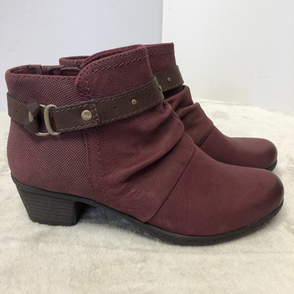 Planet By Earth Meryl Burgundy Ankle Strap Booties Size 6.5